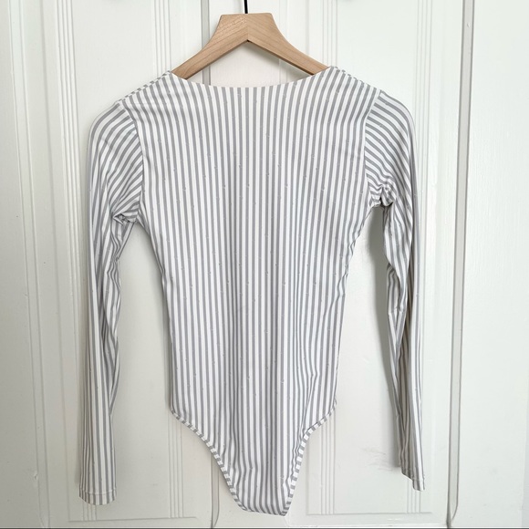 Coconut Avenue Surf Suit - size small - Picture 8 of 9